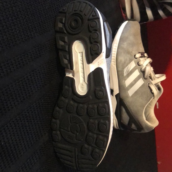 Adidas - Picture 2 of 4